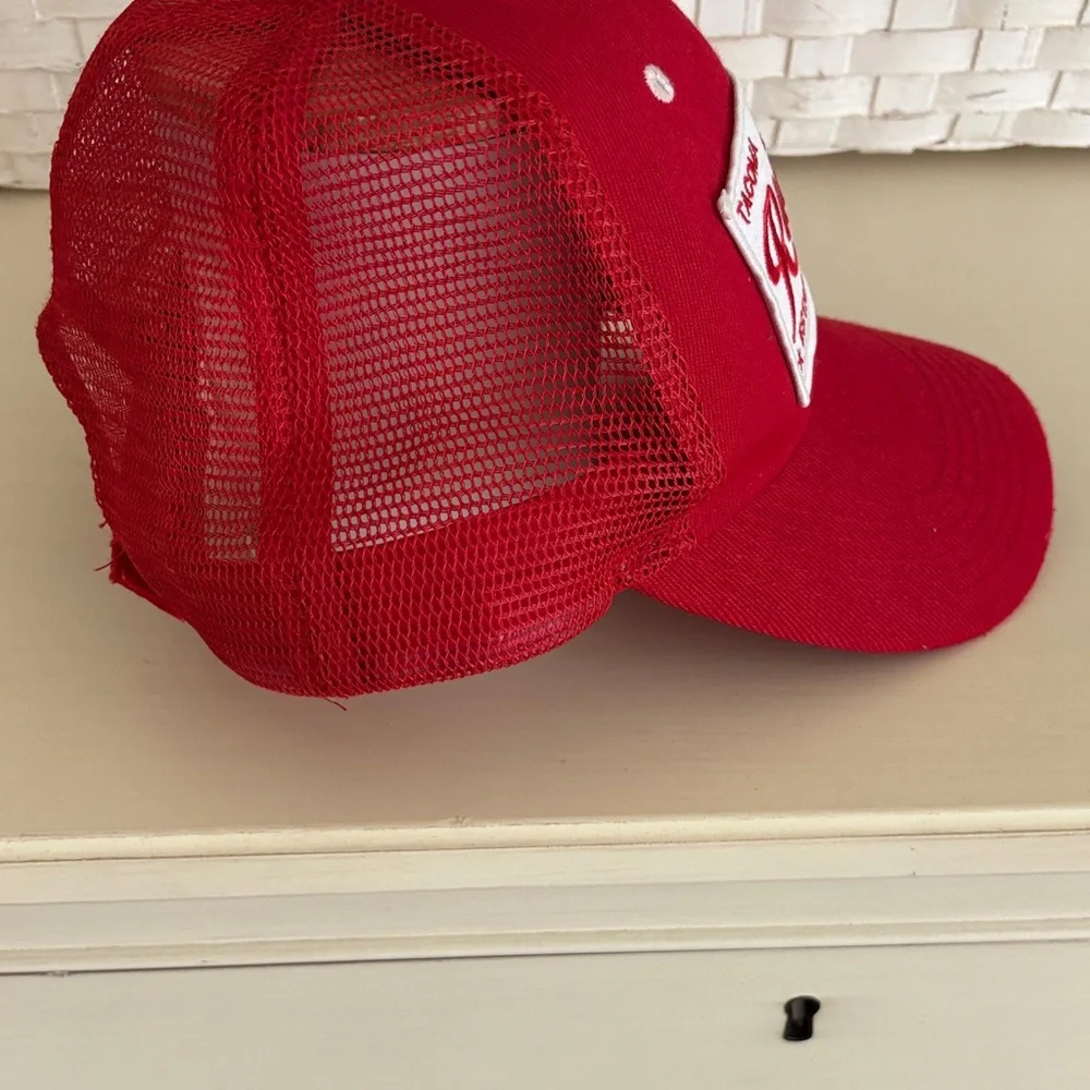 Tacoma rainiers cap